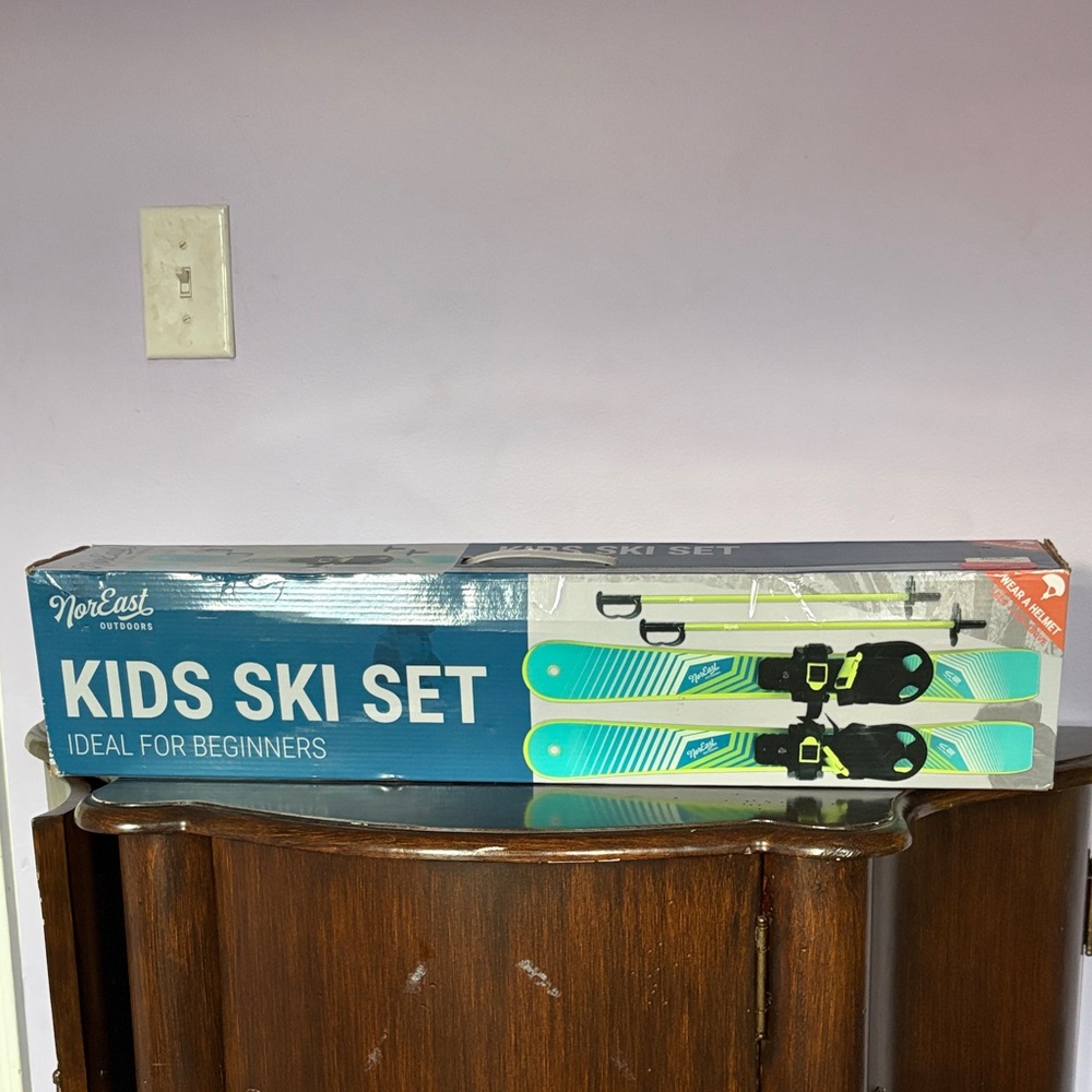 Kids Ski Set - Vibrant Green